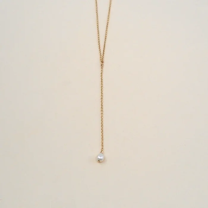 Dainty Pearl Lariat