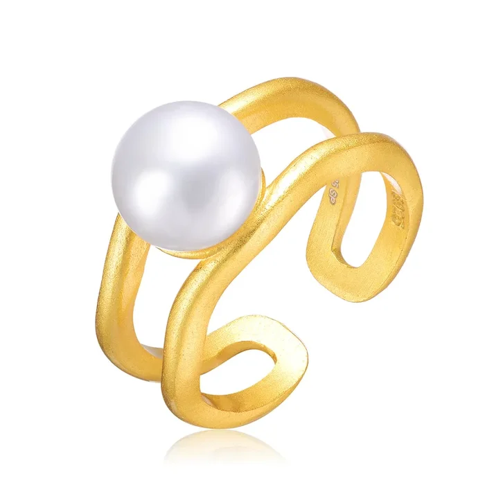 Delphine Modernist Golden Pearl Ring
