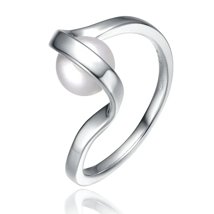 Delphine Ribbon Pearl Ring