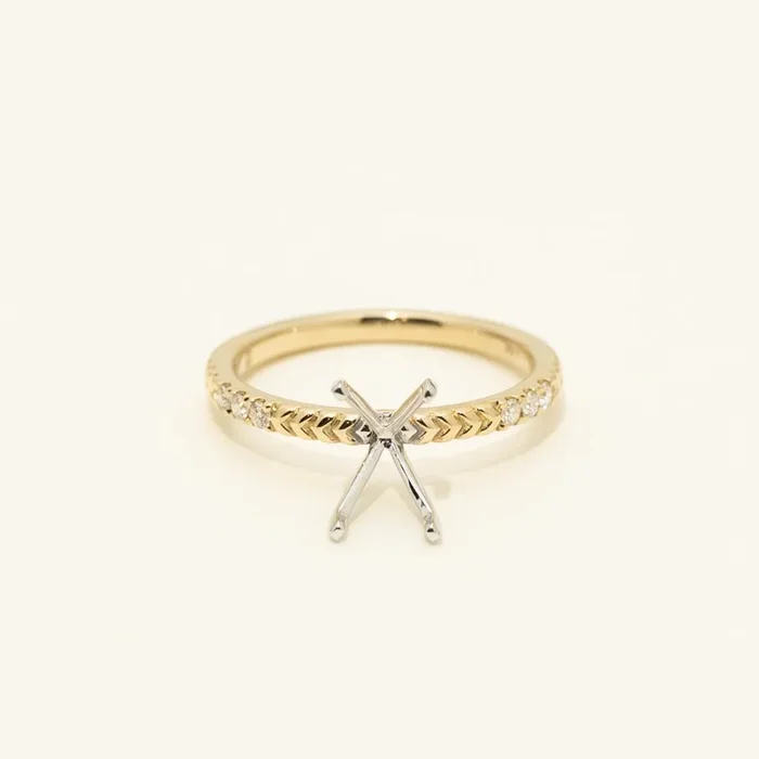Diamond Engagement Ring Setting in 14kt Yellow Gold (1/10ct tw)