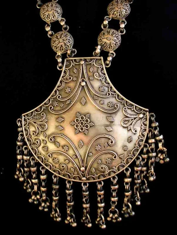 Dulari Daana Art Tribal Necklace