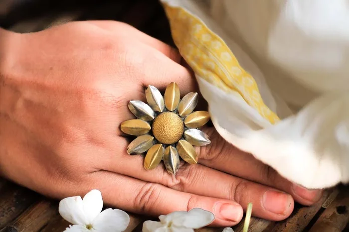 Dulari Sunflower Ring