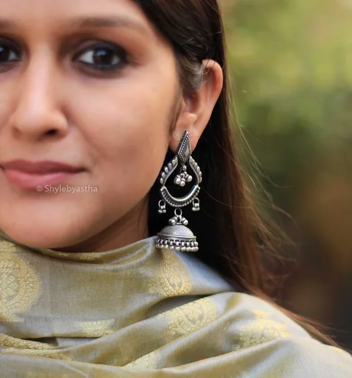 Dulari Textured Ghughri Jhumka