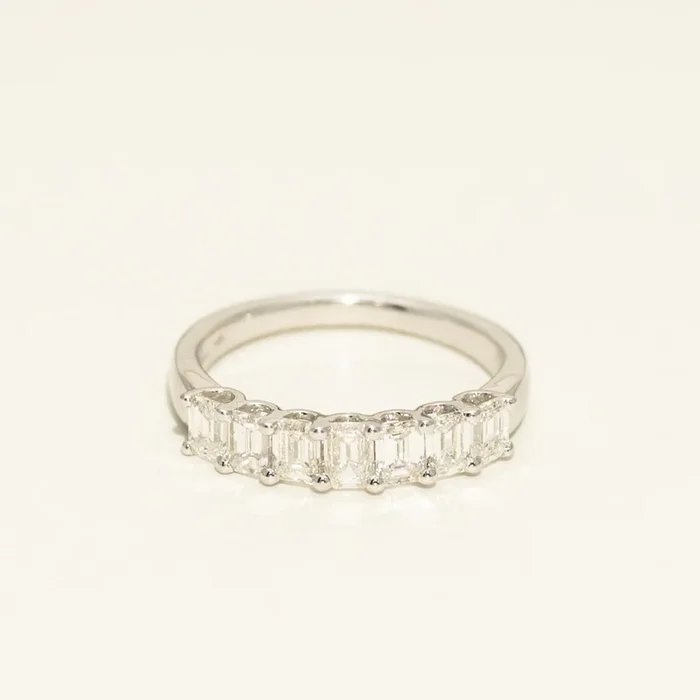 Emerald Cut Diamond Wedding Band in 14kt White Gold (1 3/8ct tw)