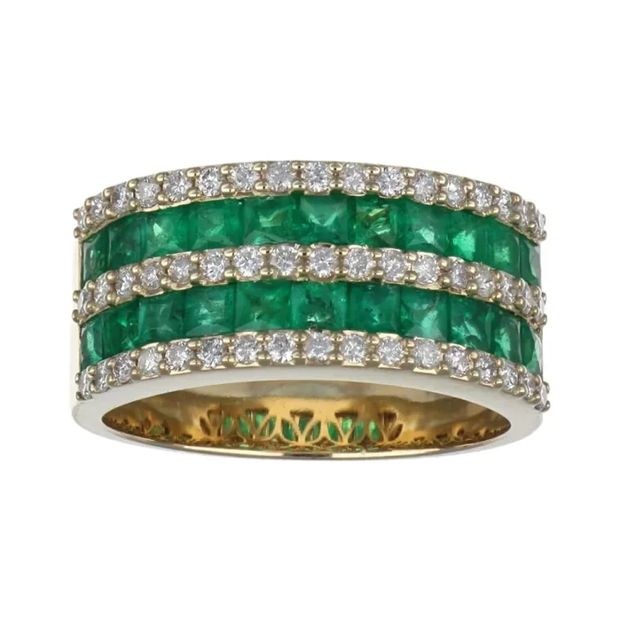 Emerald Ring (Emerald 2.03 cts. White Diamond 0.51 cts.)