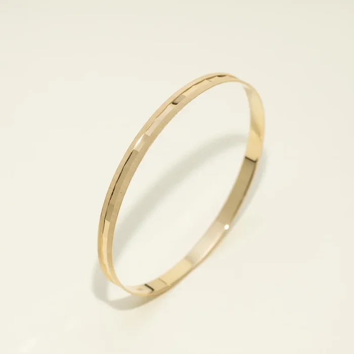 Estate Textured Bangle Bracelet in 14kt Yellow Gold