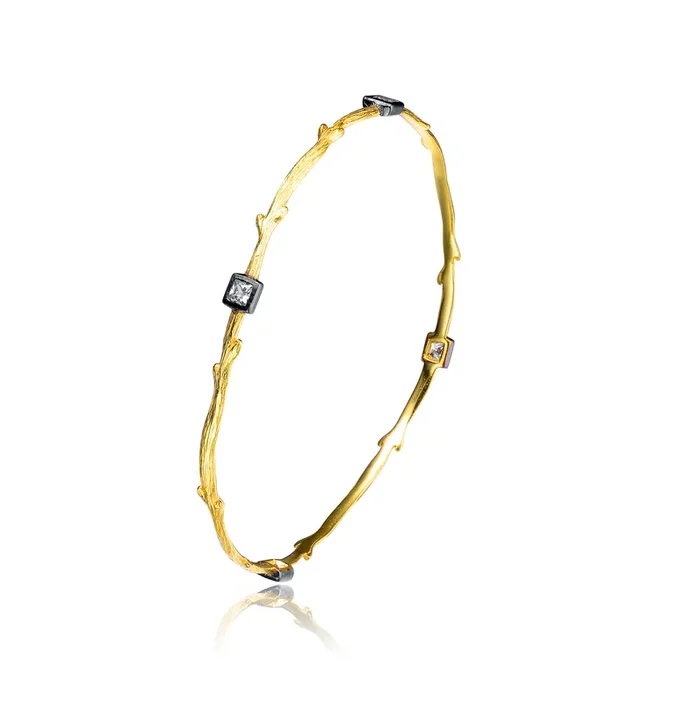 Estelle Square Bezzel Bangle