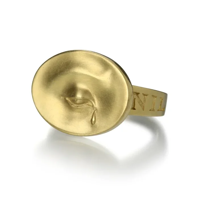 Eye with Tear Ring 18k