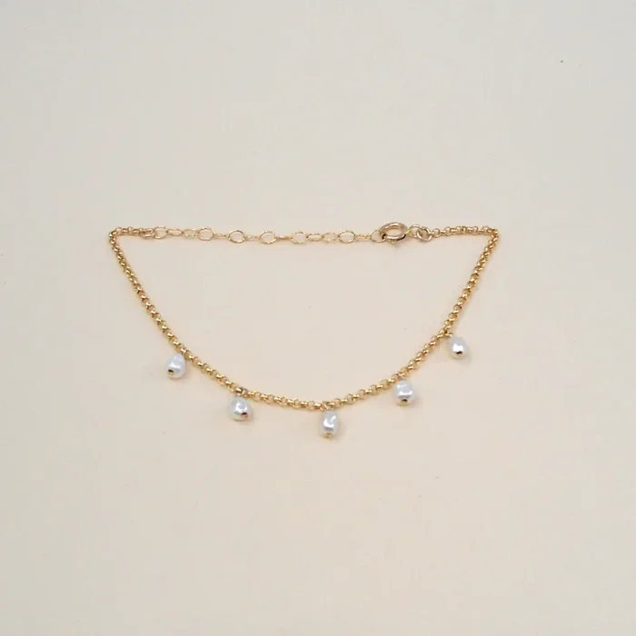 Five Pearl Bracelet