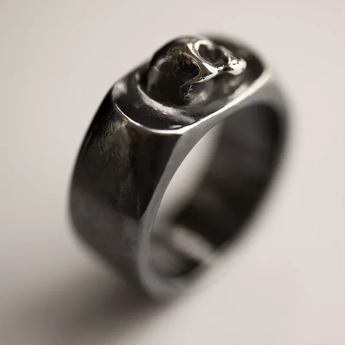 Flow Skull ring