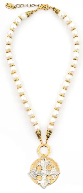 Ginsburg Freshwater Pearl Necklace