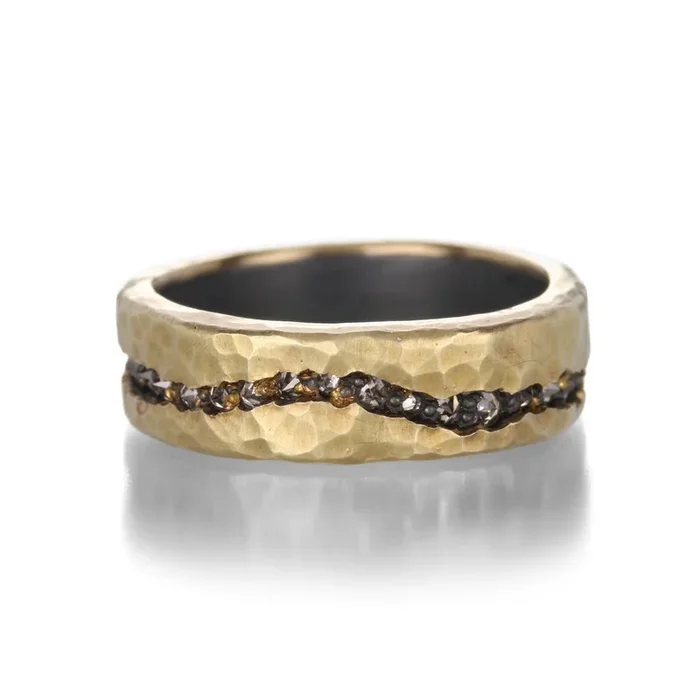 Gold Fissure Diamond Band