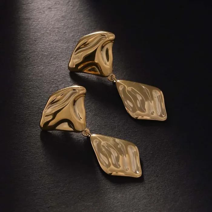 Goldtone Glint Danglers