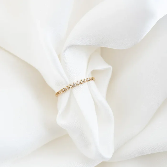 Graduated Diamond Ring 14k Gold – Ophelia