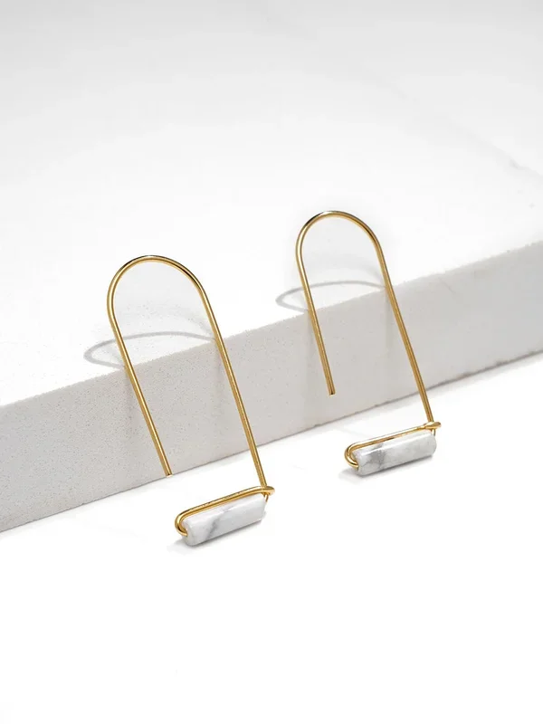 Howlite – Gemstone Drop 18k Gold Plated Earring