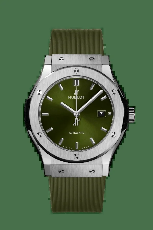 Hublot Classic Fusion with Green Dial in Titanium 42mm