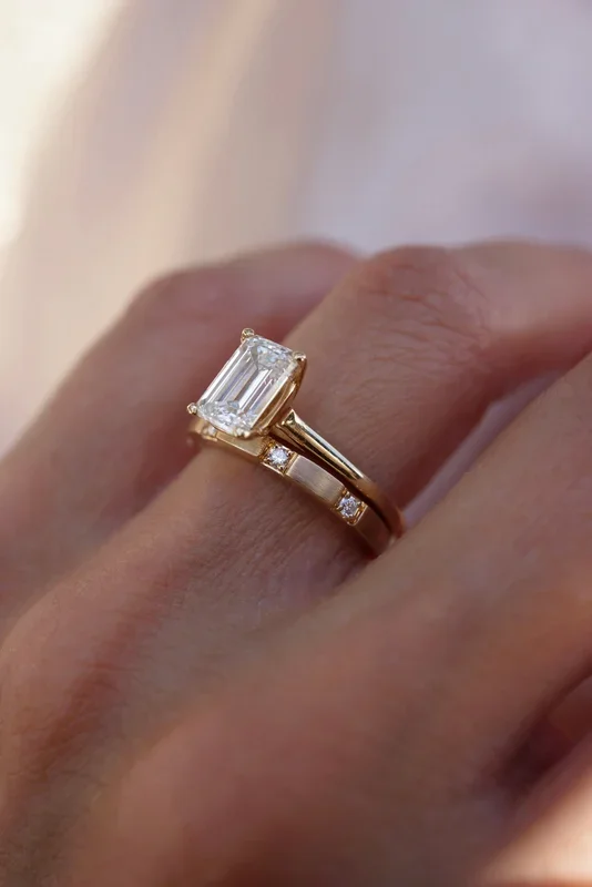 Inlay Diamond Band