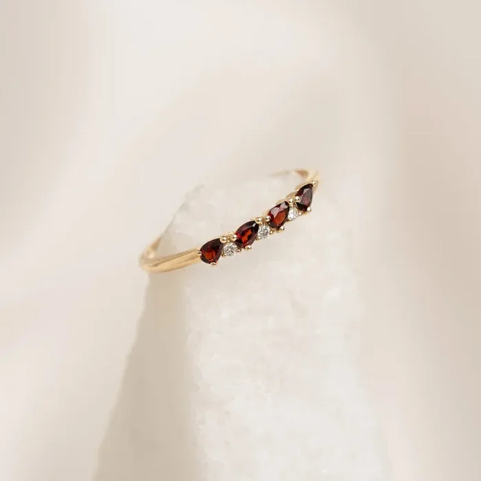January Birthstone Pear Ring 14k Gold – Garnet and Diamond