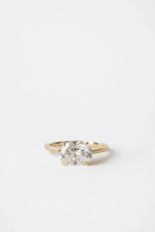 June Solitaire || East-West Oval