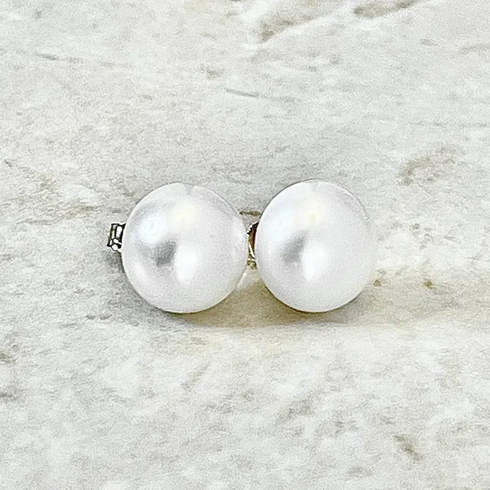 Large 14 Karat Yellow Gold 12 mm White Freshwater Pearl Stud Earrings