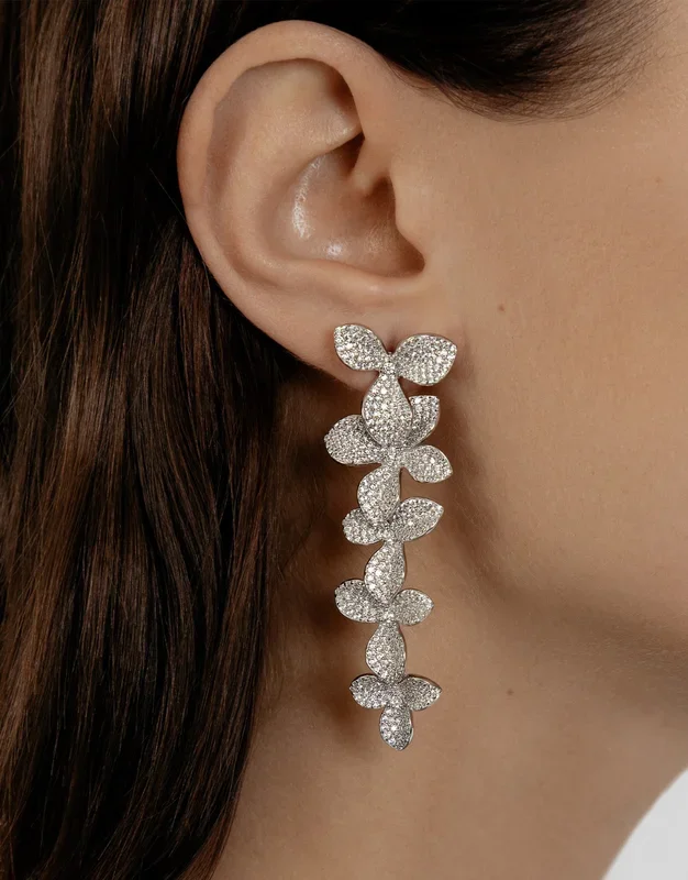 Lilliana Earring