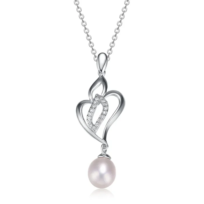 Lisette Dainty Pearl Necklace