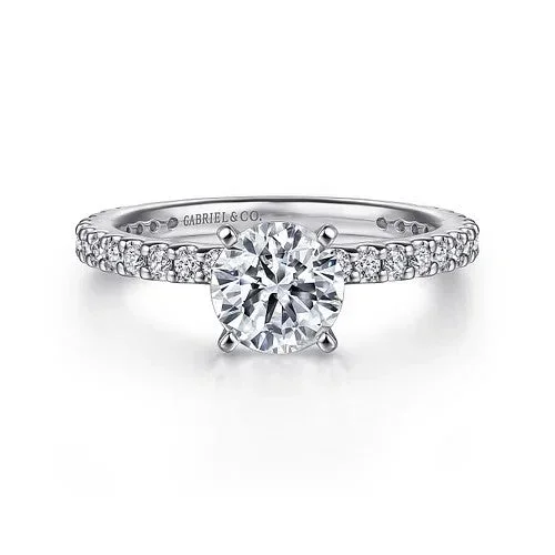 Logan – 14K White Gold Round Diamond Engagement Ring