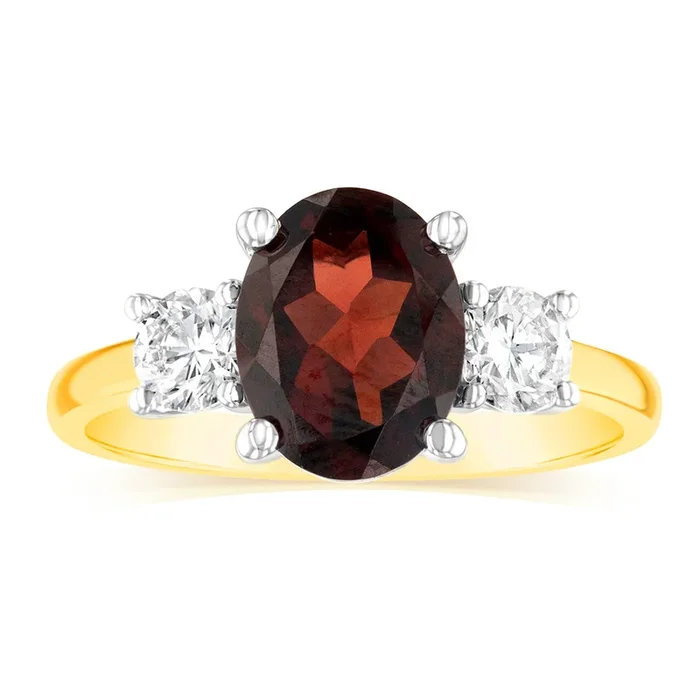 Luminesce Lab Grown 9ct Yellow Gold 0.40 Carat Diamond 2.4ct Garnet Ring