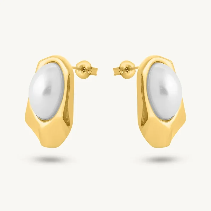 Lustra Cameo Earrings