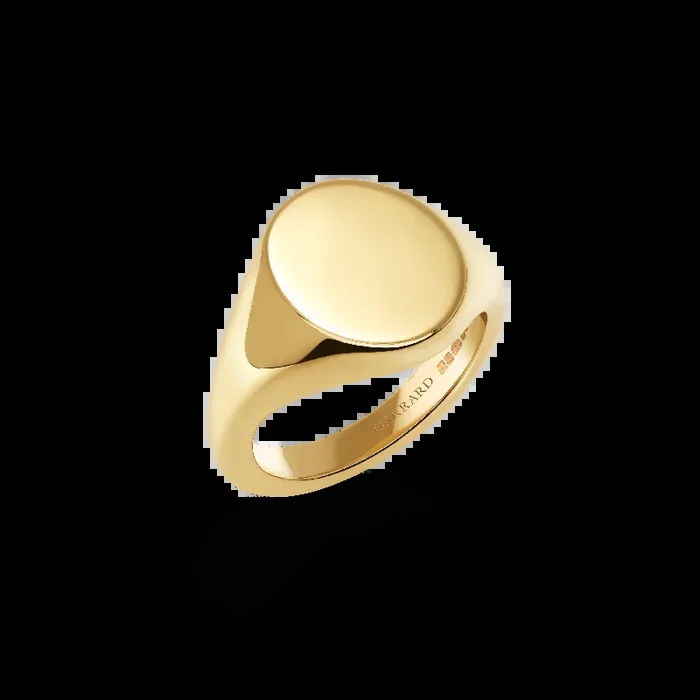 Medium Oval Signet Ring | In 18ct Yellow Gold