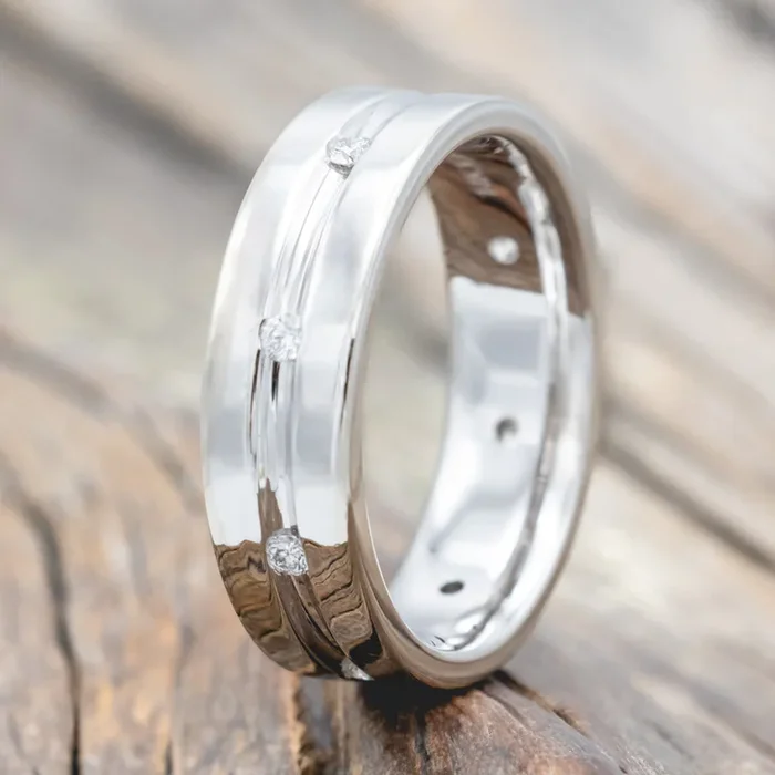 MEN’S GROOVED ENGAGEMENT RING WITH DIAMOND ACCENTS – 14K WHITE GOLD – SIZE 8 1/4