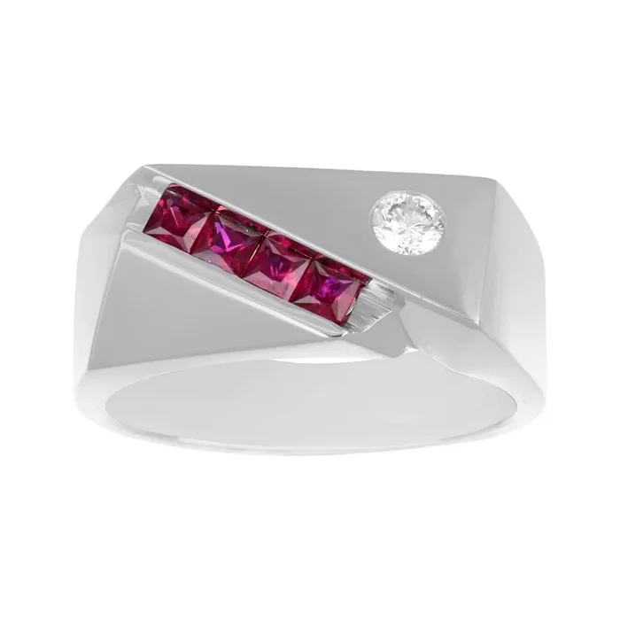 Men’s Ring (Ruby 0.4 cts. White Diamond 0.14 cts.)