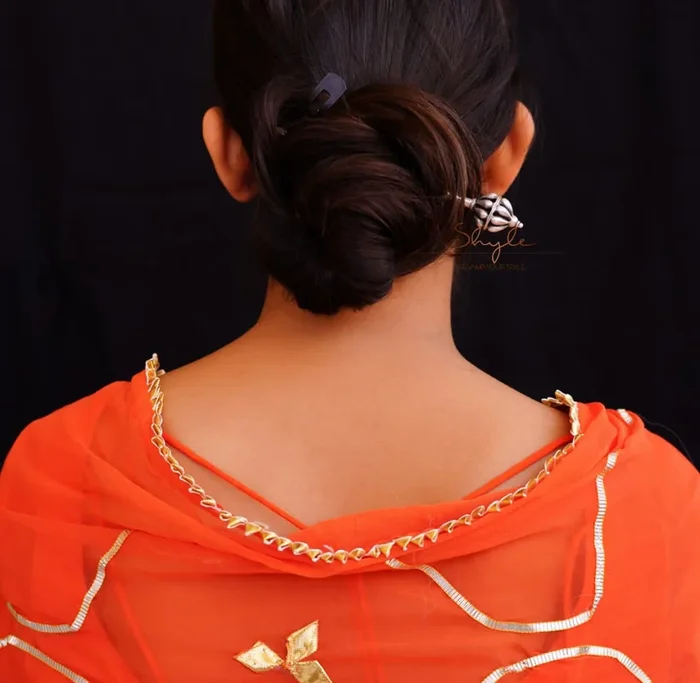 Mizoya Embossed Motif Juda Pin