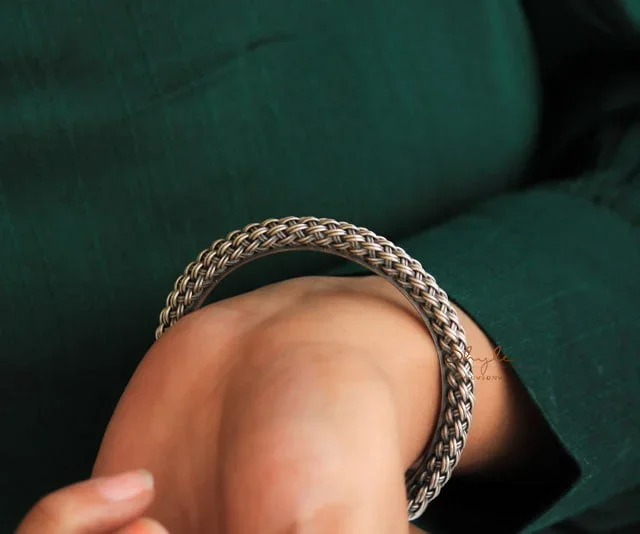 Mizoya Intricate Guthau Ball Kada