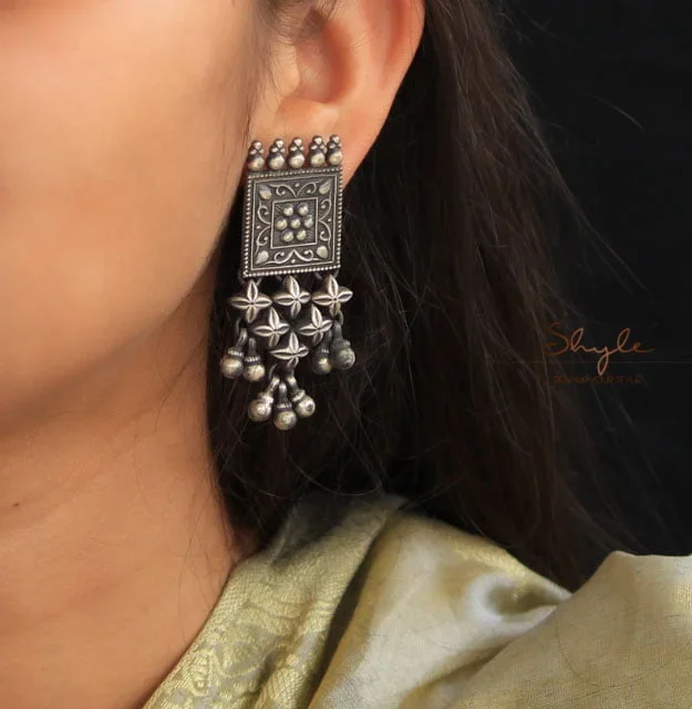 Mizoya Intricate Jali Earrings