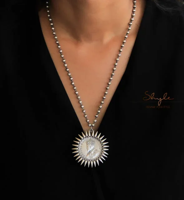 Mizoya King George Chakra Ball Necklace