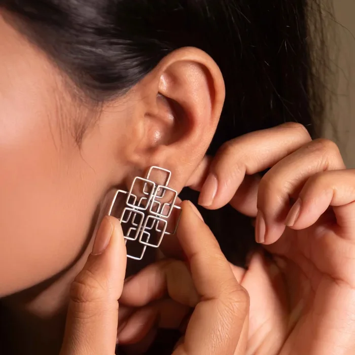 Moh Geometric Sequence Stud Earring