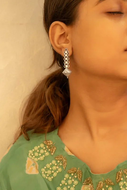 Moh Tikdi Drop Jali Earring
