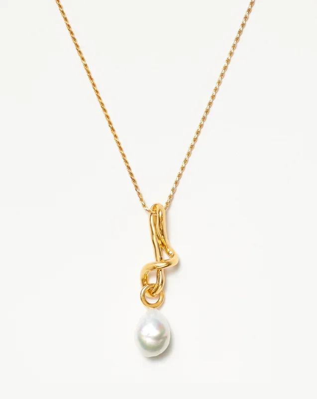 Molten Pearl Drop Pendant Necklace