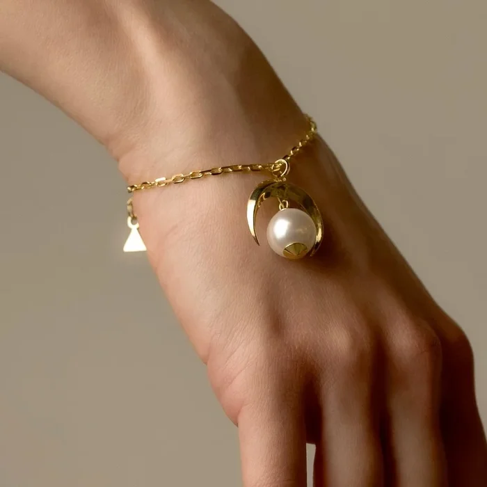 Moon bracelet