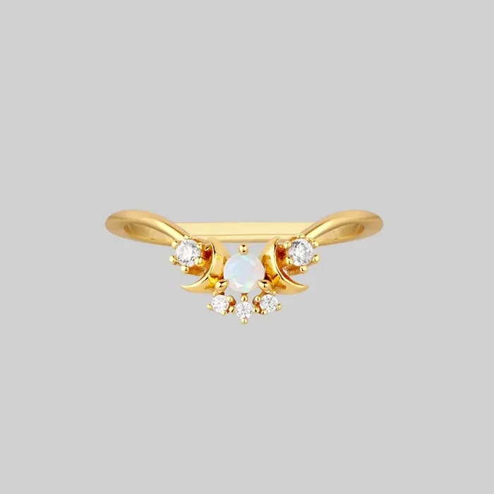 MOONLIGHT. Opal Chevron Ring – Gold