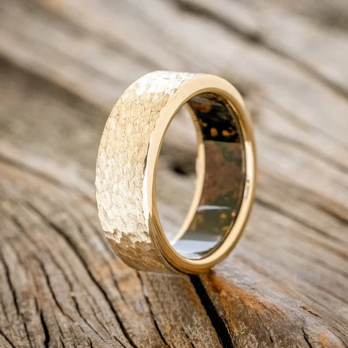 MOSSY PATINA COPPER LINED WEDDING RING FEATURING A HAMMERED 14K GOLD BAND