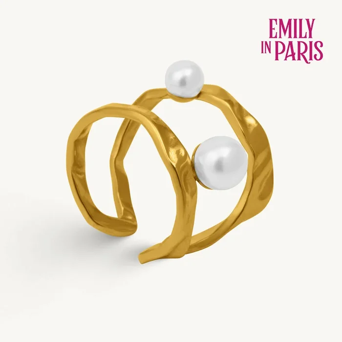 Opulent Curve Pearl Ring