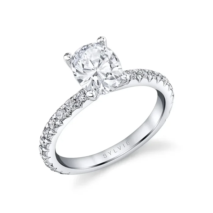 Oval Cut Classic Engagement Ring – Vanessa