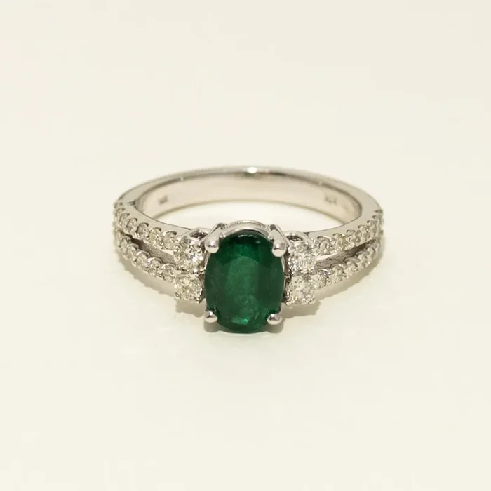 Oval Emerald Ring in 14kt White Gold with Diamonds (5/8ct tw)