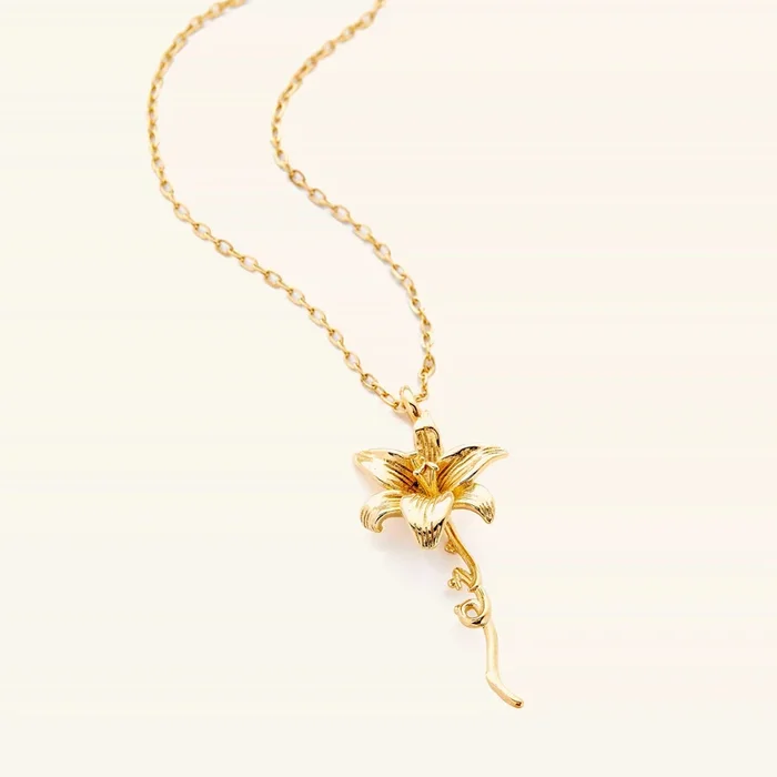 ‘Passion’ Lily Necklace