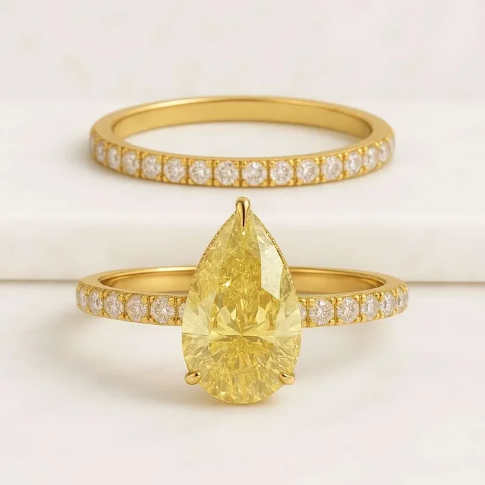Pear Cut Lab Grown Diamond Bridal Set