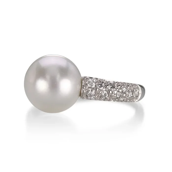 Pearl and Diamond White Gold Ring