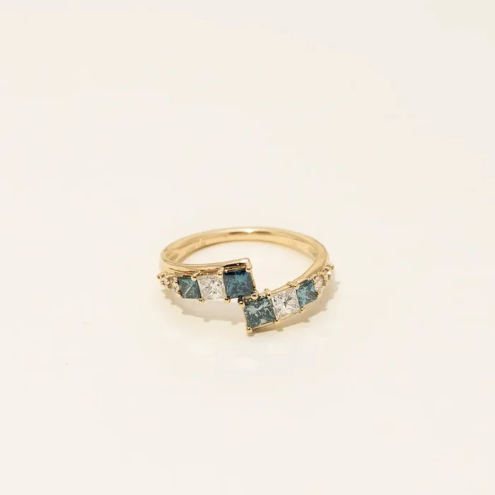 Princess Cut Blue and White Diamond Bypass Ring in 14kt Yellow Gold (1ct tw)