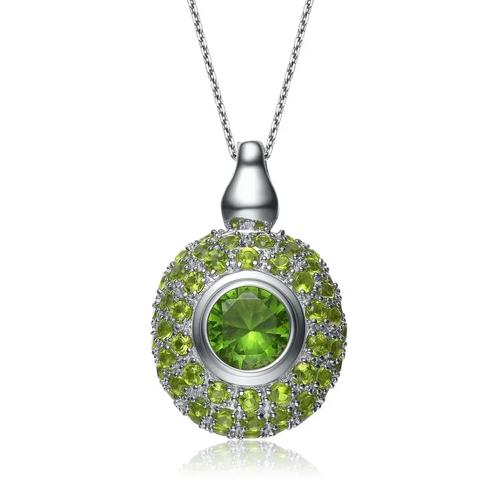 Rochelle Dainty Pendant Necklace